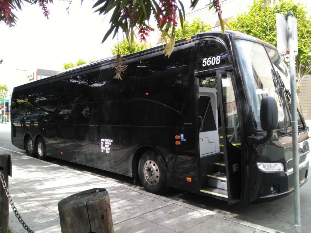 2019 Volvo 9700 Charter Bus